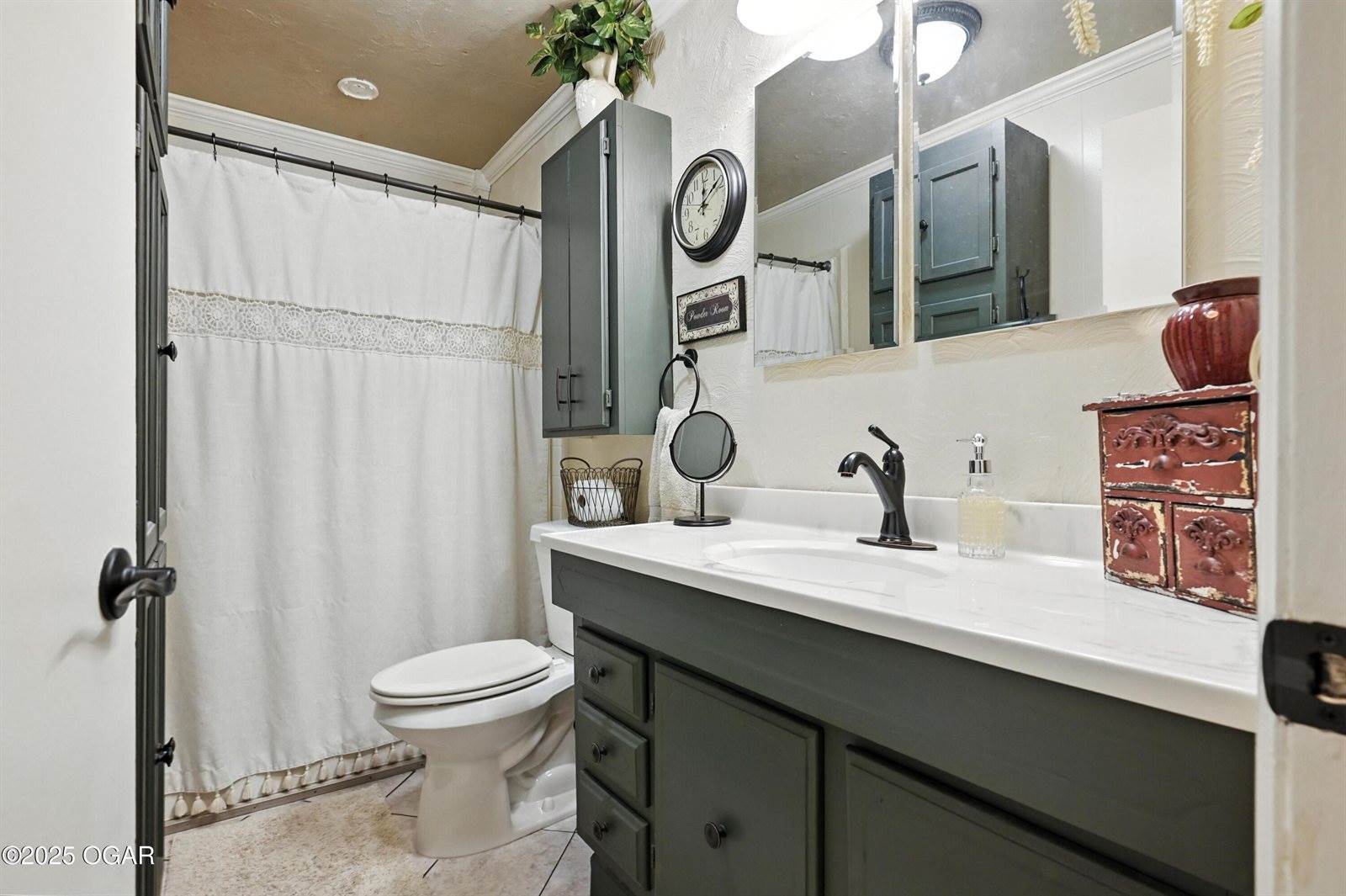 202 North Jefferson Street, Diamond, MO 64840