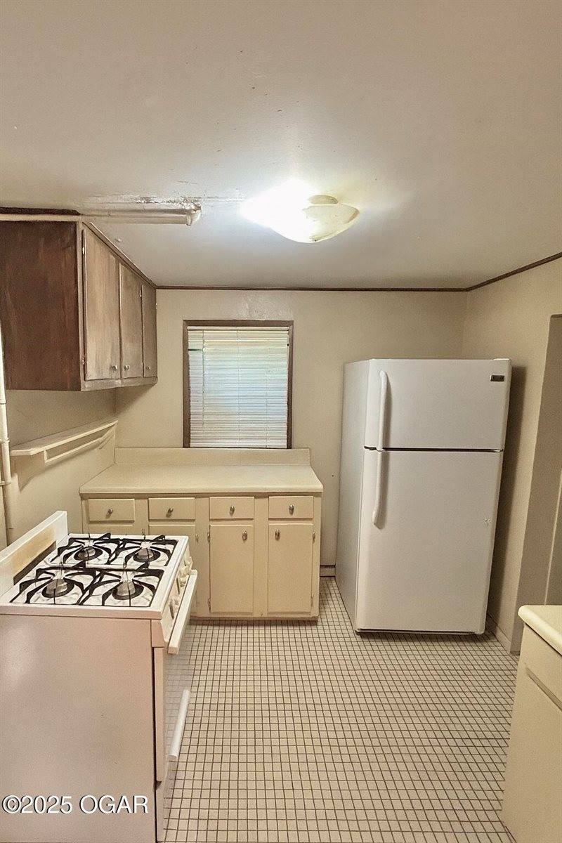 202 North Jefferson Street, Diamond, MO 64840