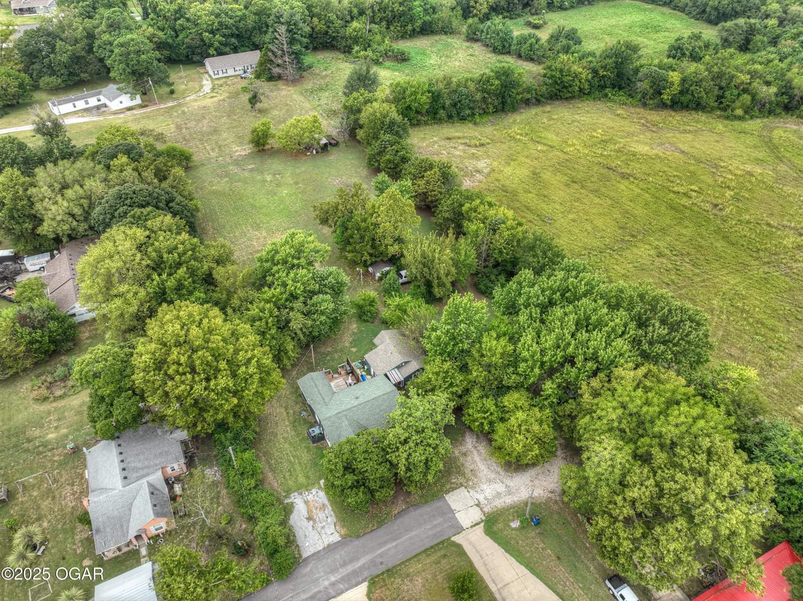 202 North Jefferson Street, Diamond, MO 64840