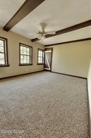 202 North Jefferson Street, Diamond, MO 64840