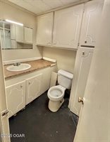 202 North Jefferson Street, Diamond, MO 64840