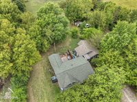 202 North Jefferson Street, Diamond, MO 64840