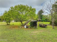 202 North Jefferson Street, Diamond, MO 64840