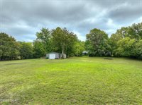 202 North Jefferson Street, Diamond, MO 64840