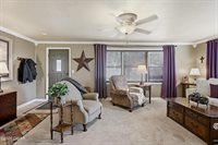 202 North Jefferson Street, Diamond, MO 64840