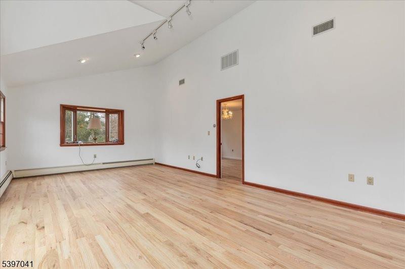 44 Madison St, Long Hill Township, NJ 07933