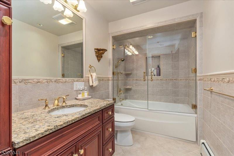 44 Madison St, Long Hill Township, NJ 07933