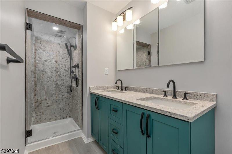 44 Madison St, Long Hill Township, NJ 07933