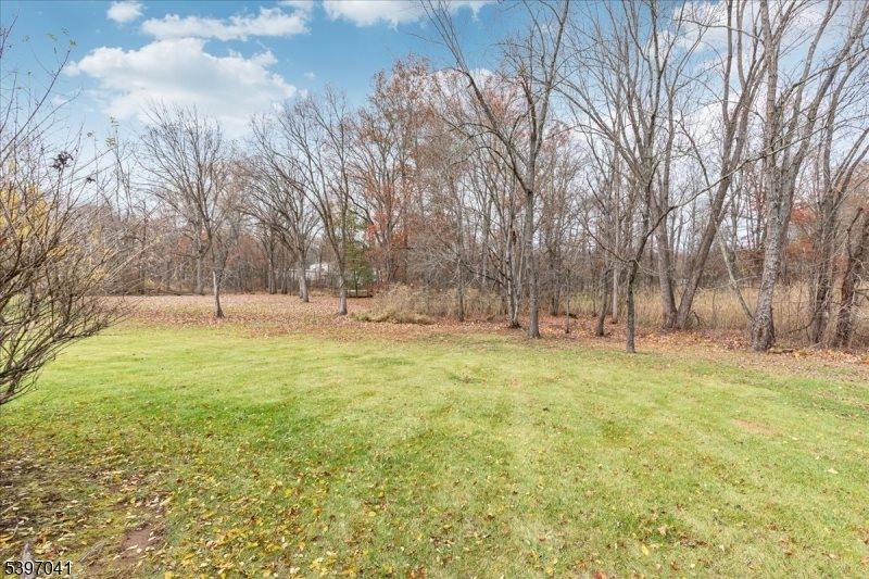 44 Madison St, Long Hill Township, NJ 07933