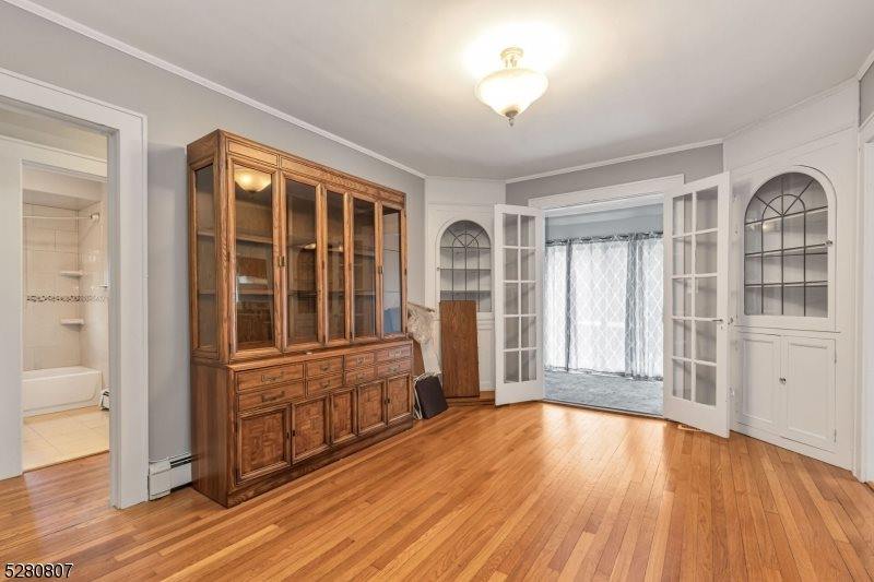 153 Stirling Rd, Watchung Boro, NJ 07069