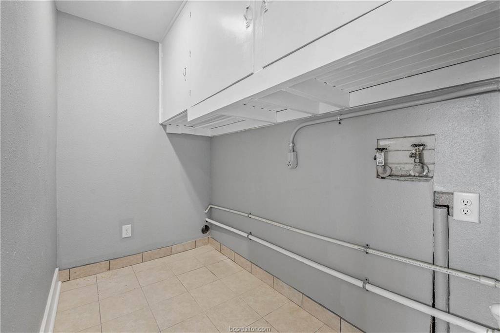 2303 A Bomber Drive, Bryan, TX 77801