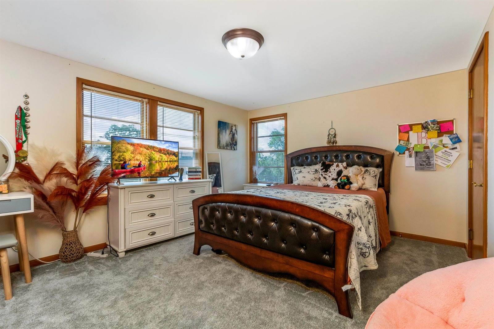 10084 Cadiz State Route 21 Road, Cambridge, OH 43725