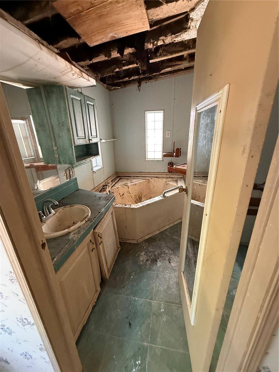 3381 SE 145TH Place, Summerfield, FL 34491