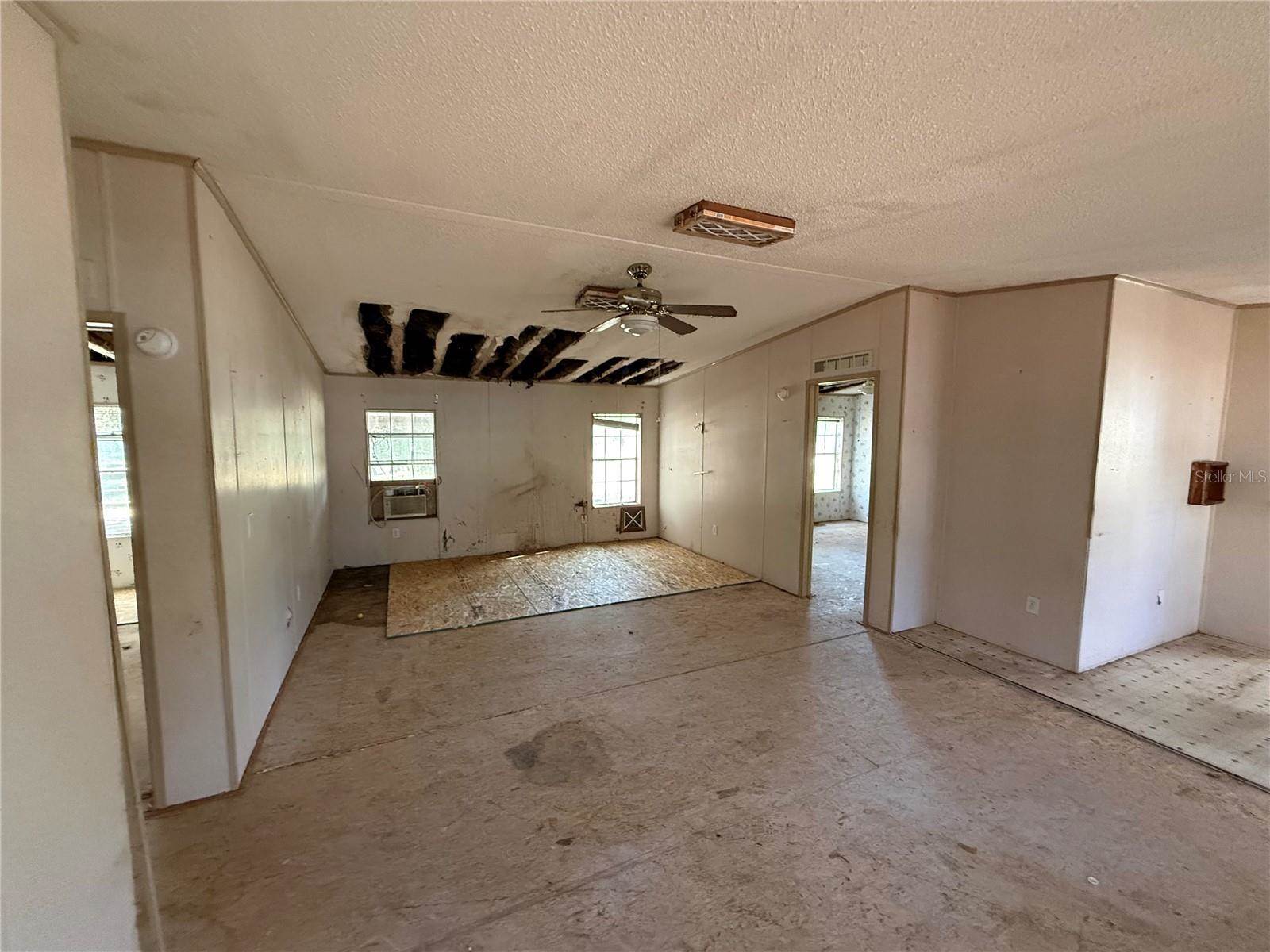3381 SE 145TH Place, Summerfield, FL 34491