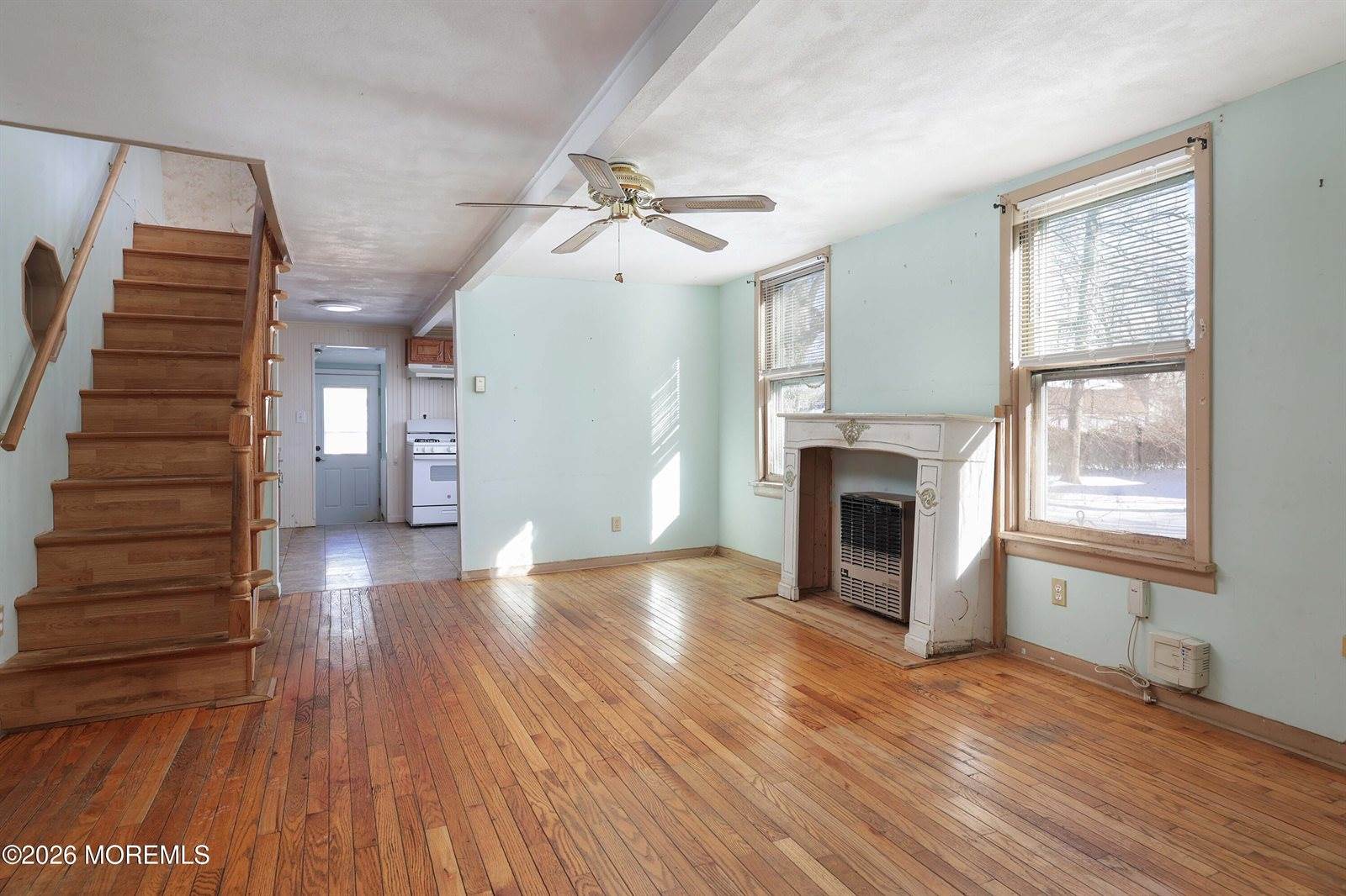 32 Seawood Avenue, Keansburg, NJ 07734