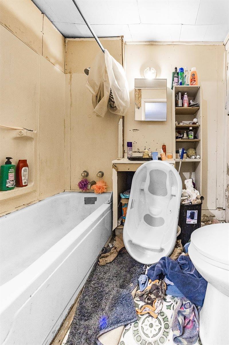 32 Center Street, Kenduskeag, ME 04450