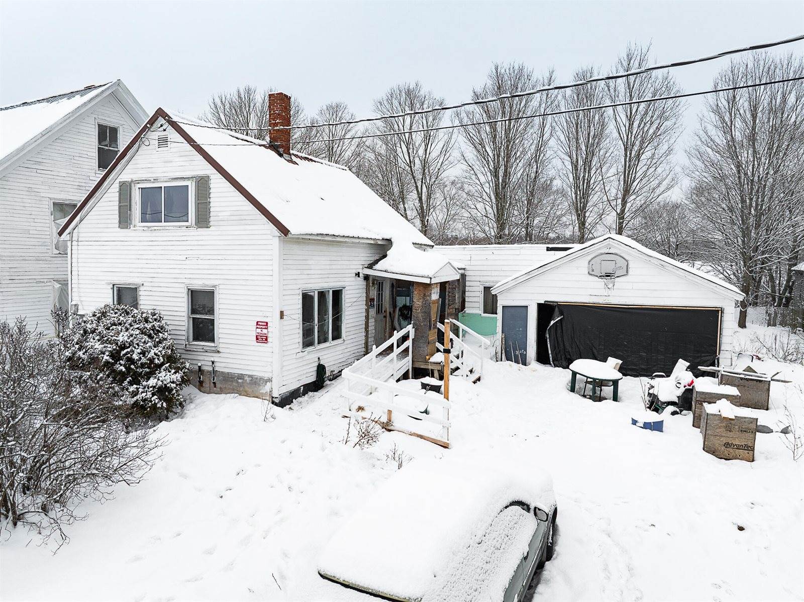 34 Center Street, Kenduskeag, ME 04450