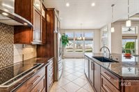 2254 East Trail Blazer Dr, Meridian, ID 83646