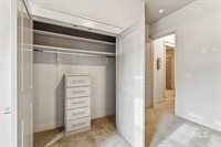 2254 East Trail Blazer Dr, Meridian, ID 83646