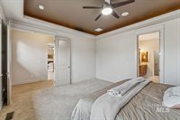 2254 East Trail Blazer Dr, Meridian, ID 83646