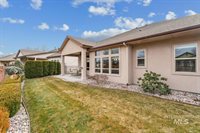 2254 East Trail Blazer Dr, Meridian, ID 83646