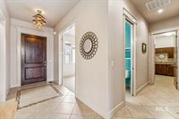 2254 East Trail Blazer Dr, Meridian, ID 83646