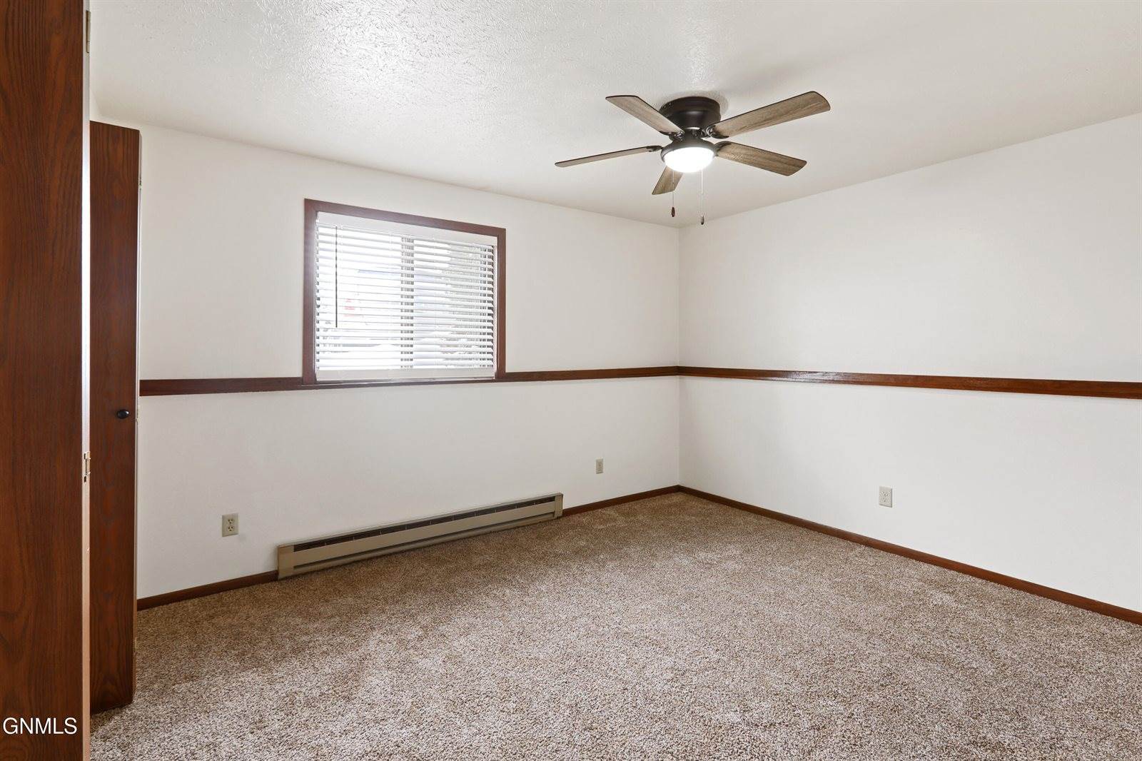 1511 4th Street West, Williston, ND 58801