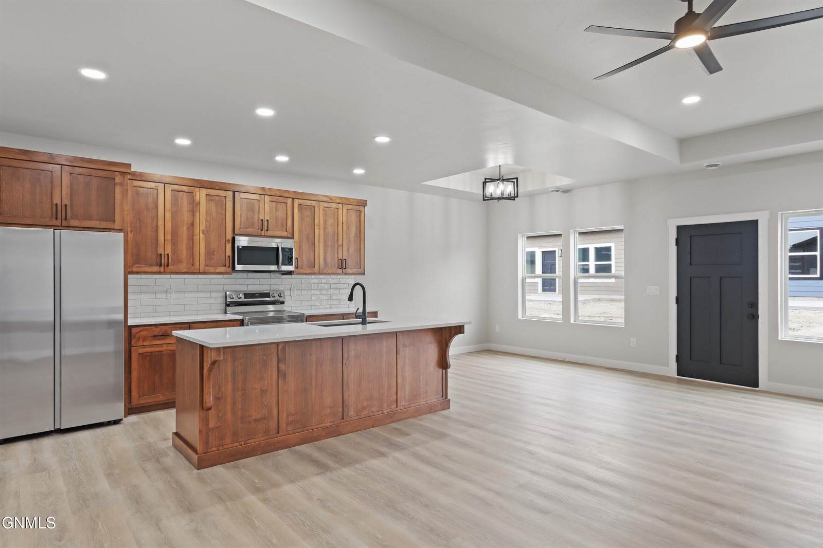 3414 34th Street West, Williston, ND 58801