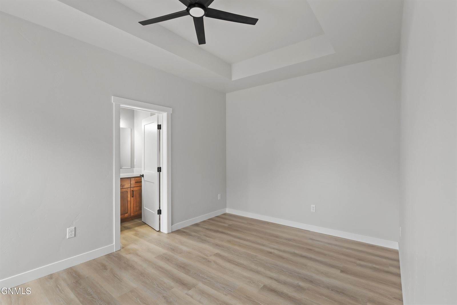 3414 34th Street West, Williston, ND 58801