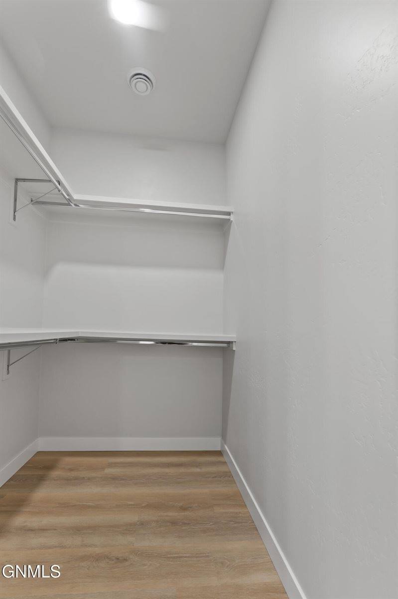 3414 34th Street West, Williston, ND 58801