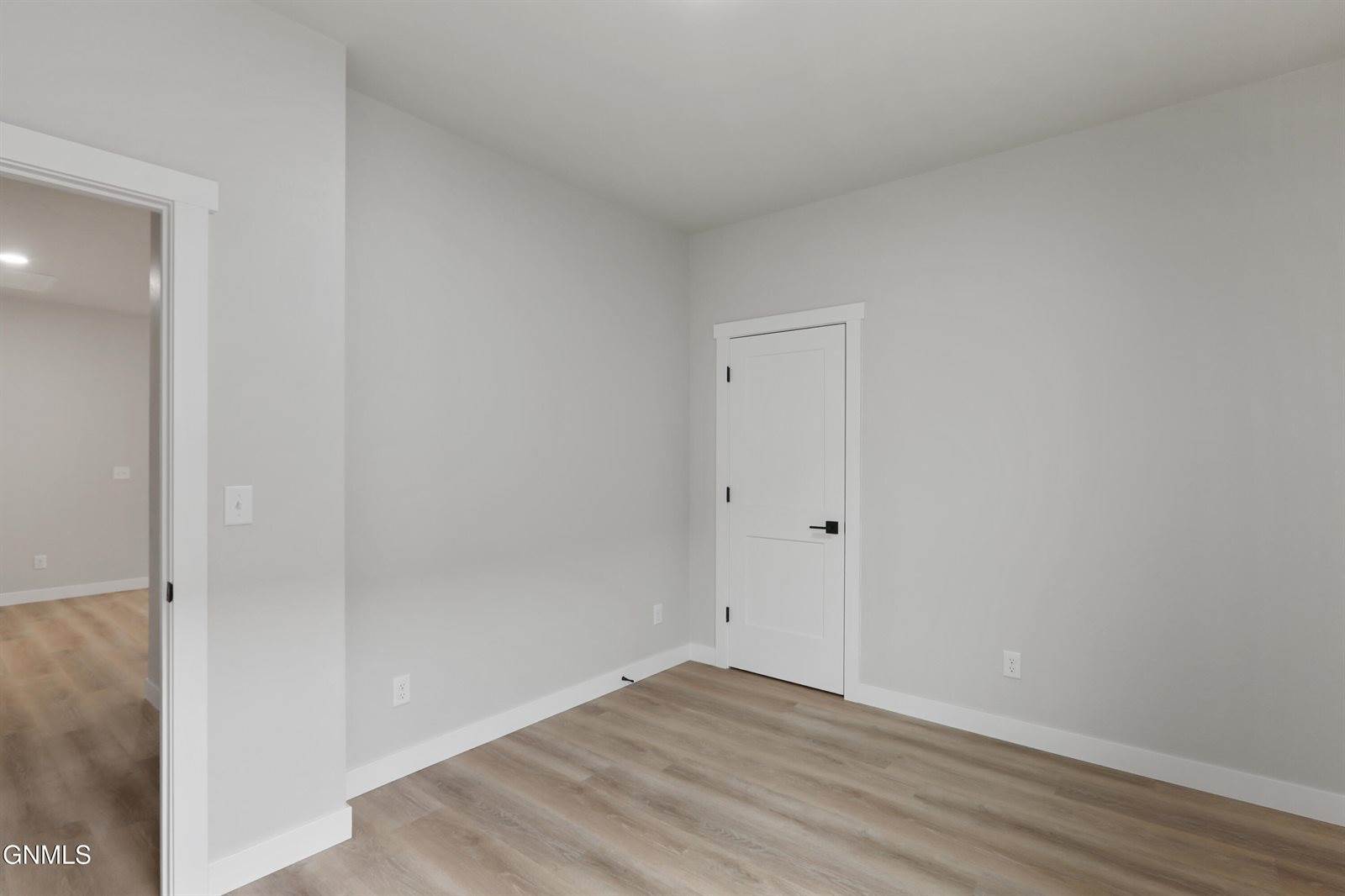 3422 34th Street West, Williston, ND 58801