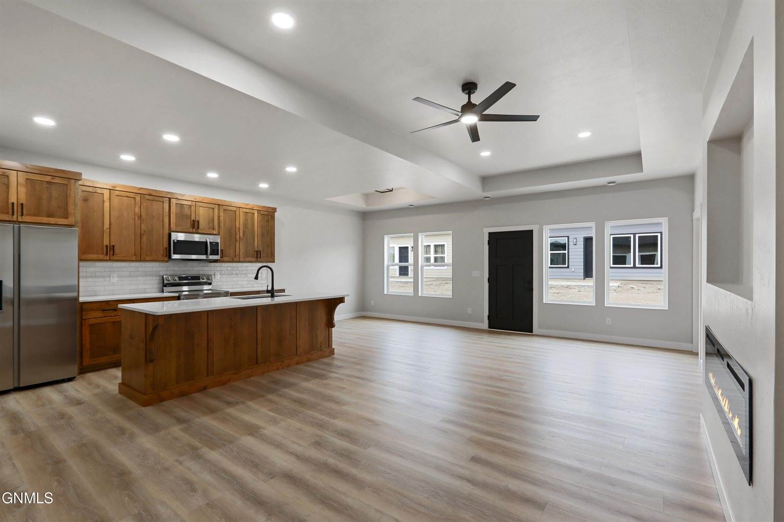 3422 34th Street West, Williston, ND 58801