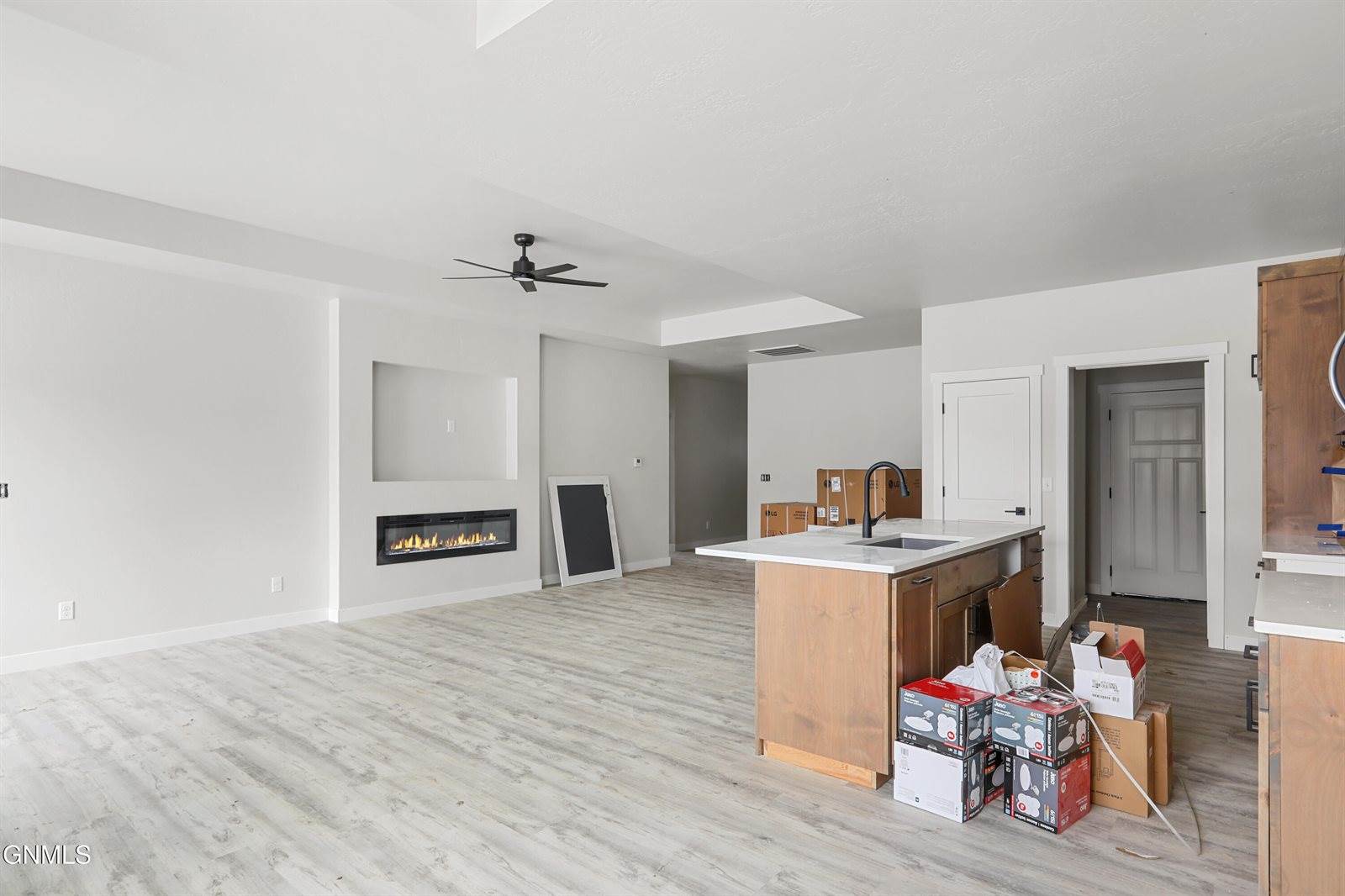 3425 35th Street West, Williston, ND 58801