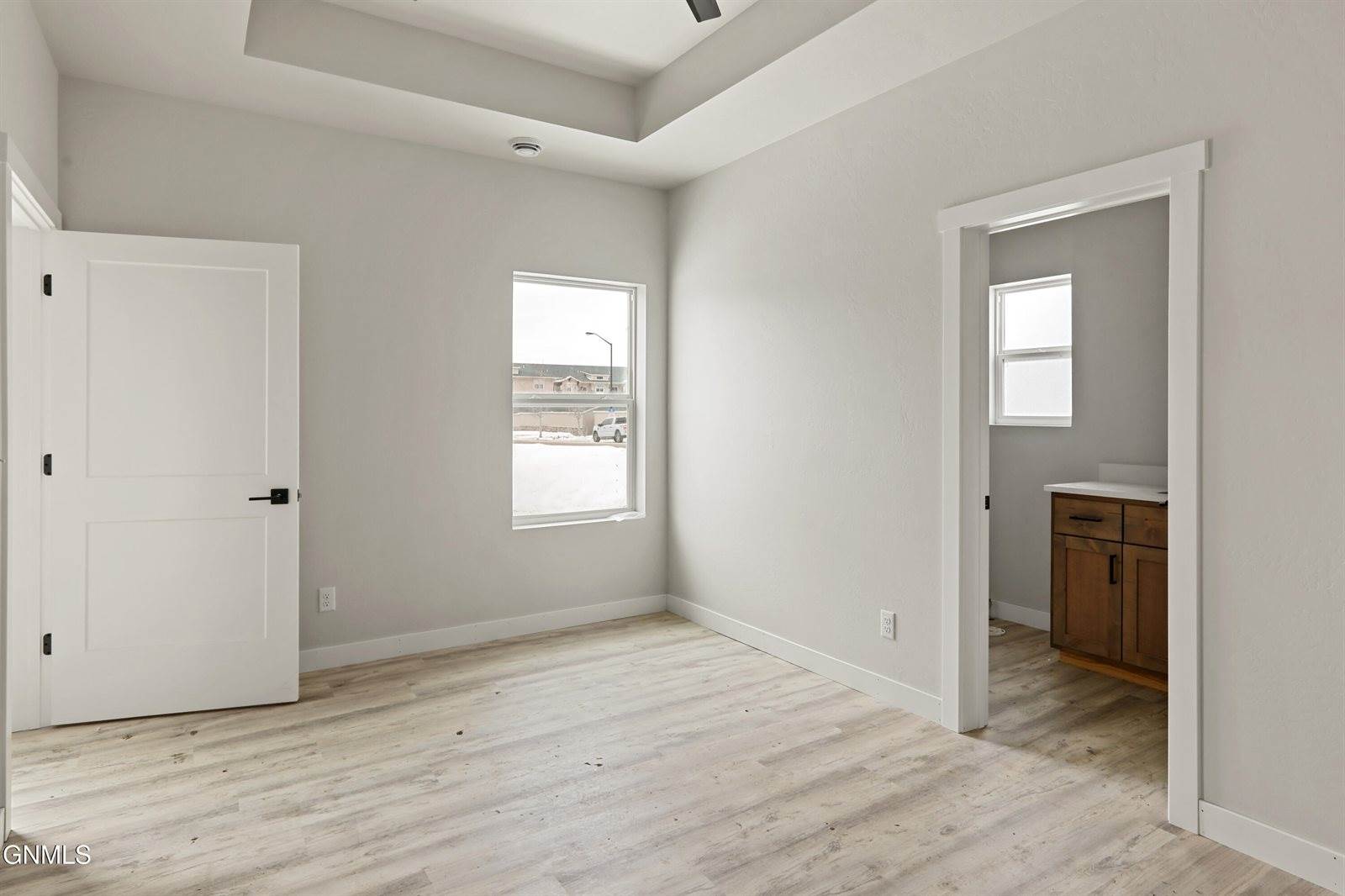 3425 35th Street West, Williston, ND 58801