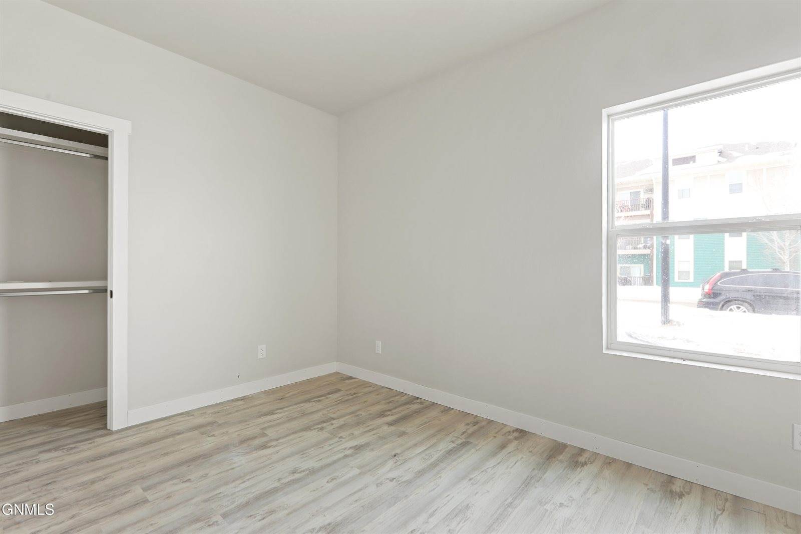 3425 35th Street West, Williston, ND 58801