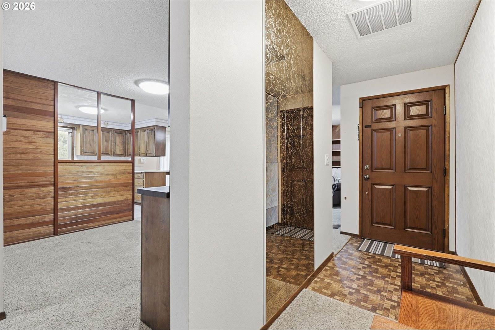 1145 NW Sunnywood Ct, McMinnville, OR 97128