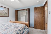 1145 NW Sunnywood Ct, McMinnville, OR 97128