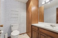 1145 NW Sunnywood Ct, McMinnville, OR 97128