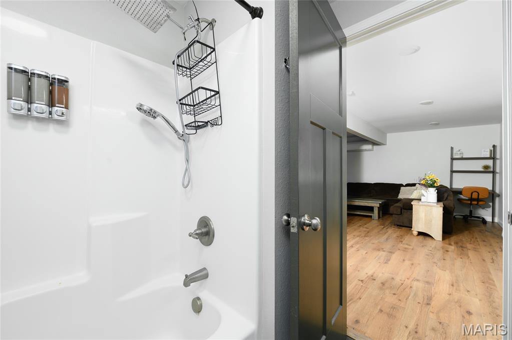 1012 Historic 66 West, Waynesville, MO 65583