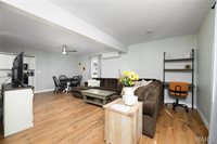 1012 Historic 66 West, Waynesville, MO 65583