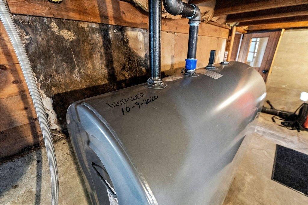 6 Harrison Avenue, Dover-Foxcroft, ME 04426