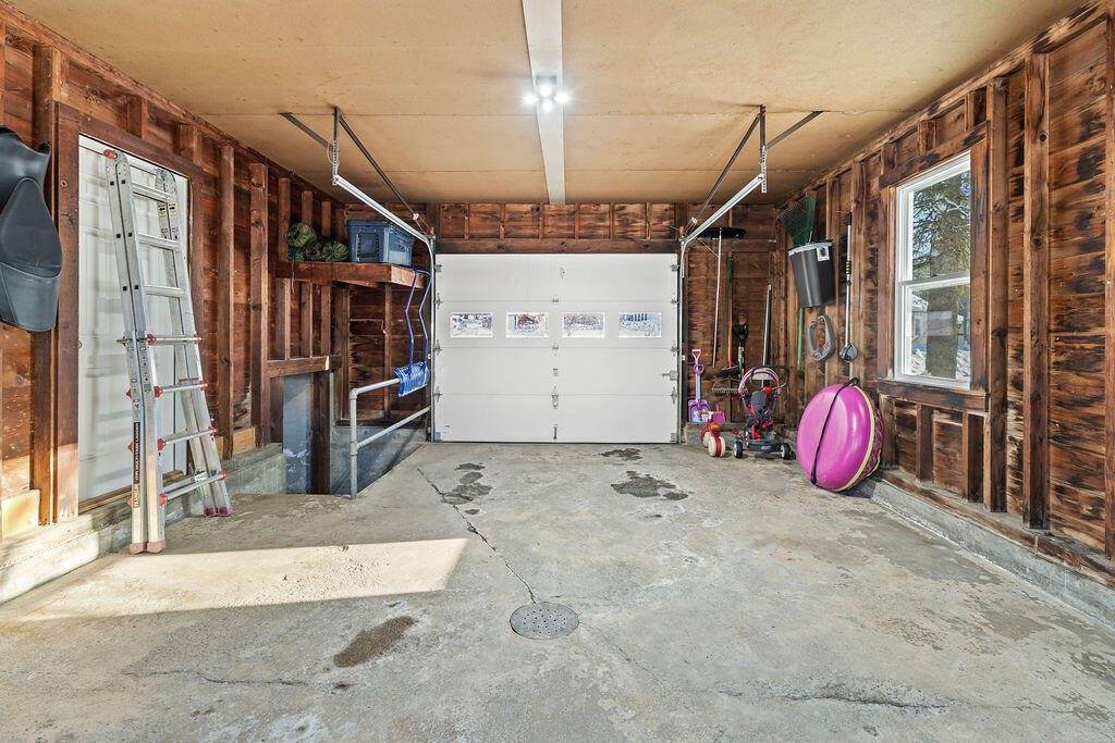 6 Harrison Avenue, Dover-Foxcroft, ME 04426