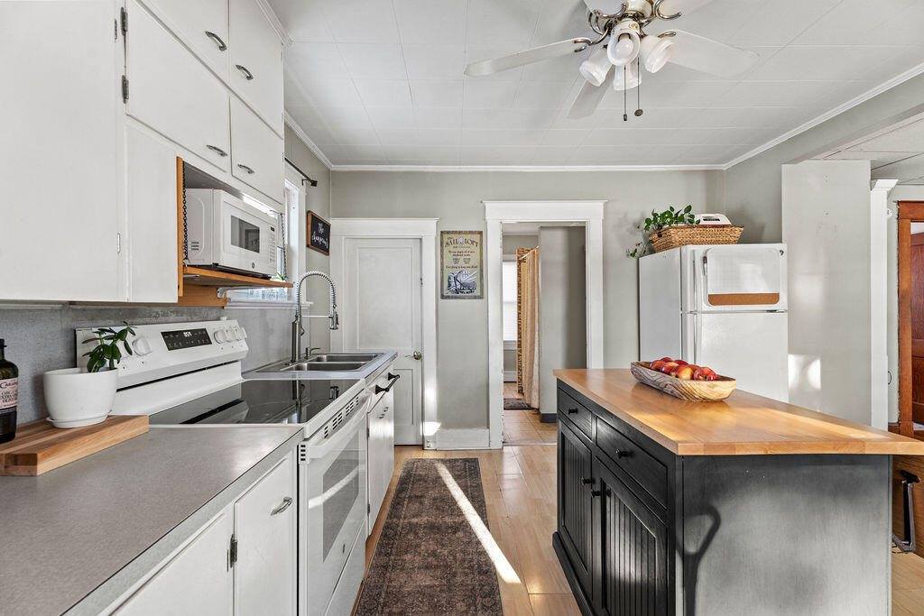 6 Harrison Avenue, Dover-Foxcroft, ME 04426