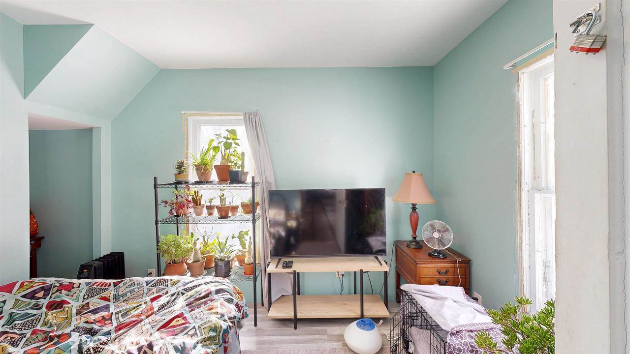 302 N Garden Street, Ontario, WI 54651