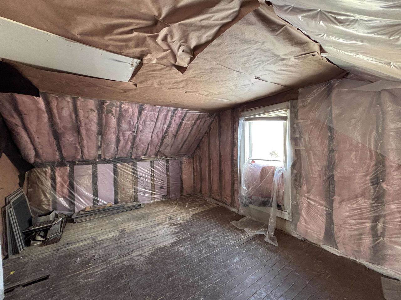 302 N Garden Street, Ontario, WI 54651