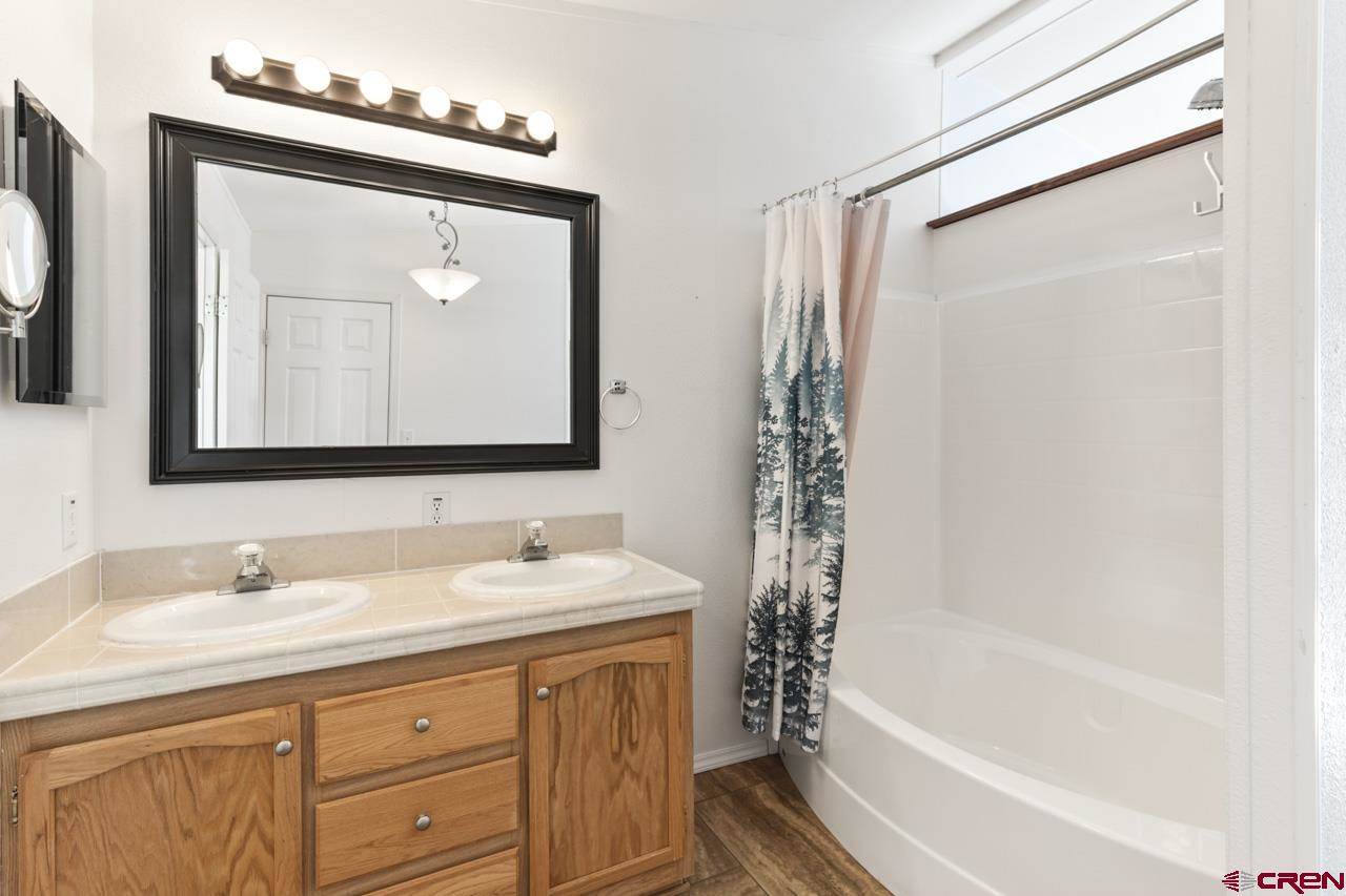 901 6530 Road, Montrose, CO 81401