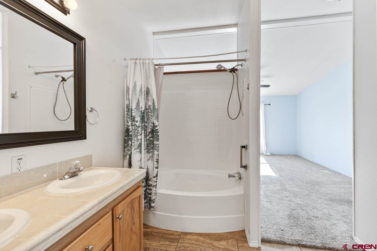 901 6530 Road, Montrose, CO 81401