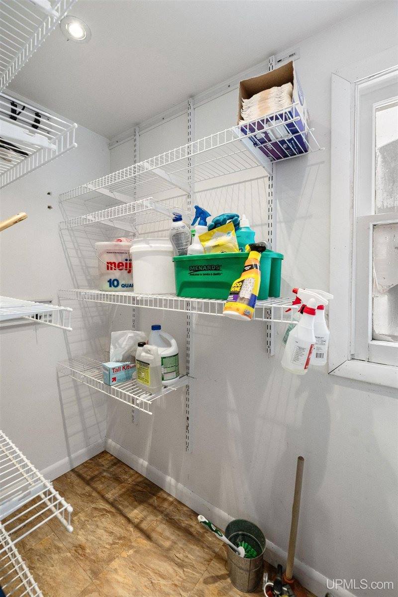 141 Vine Street, Ishpeming, MI 49849