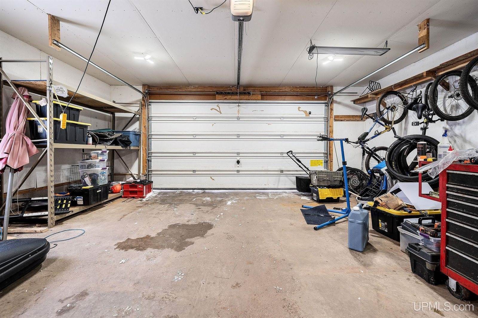 141 Vine Street, Ishpeming, MI 49849