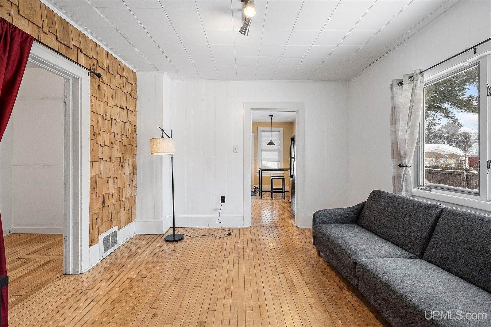 141 Vine Street, Ishpeming, MI 49849